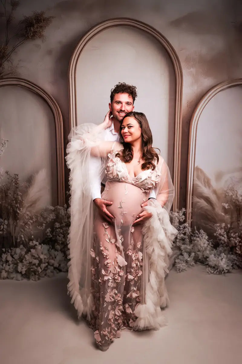 Fondo de Arco Floral Beige Boho diseñado por Patty Roberts