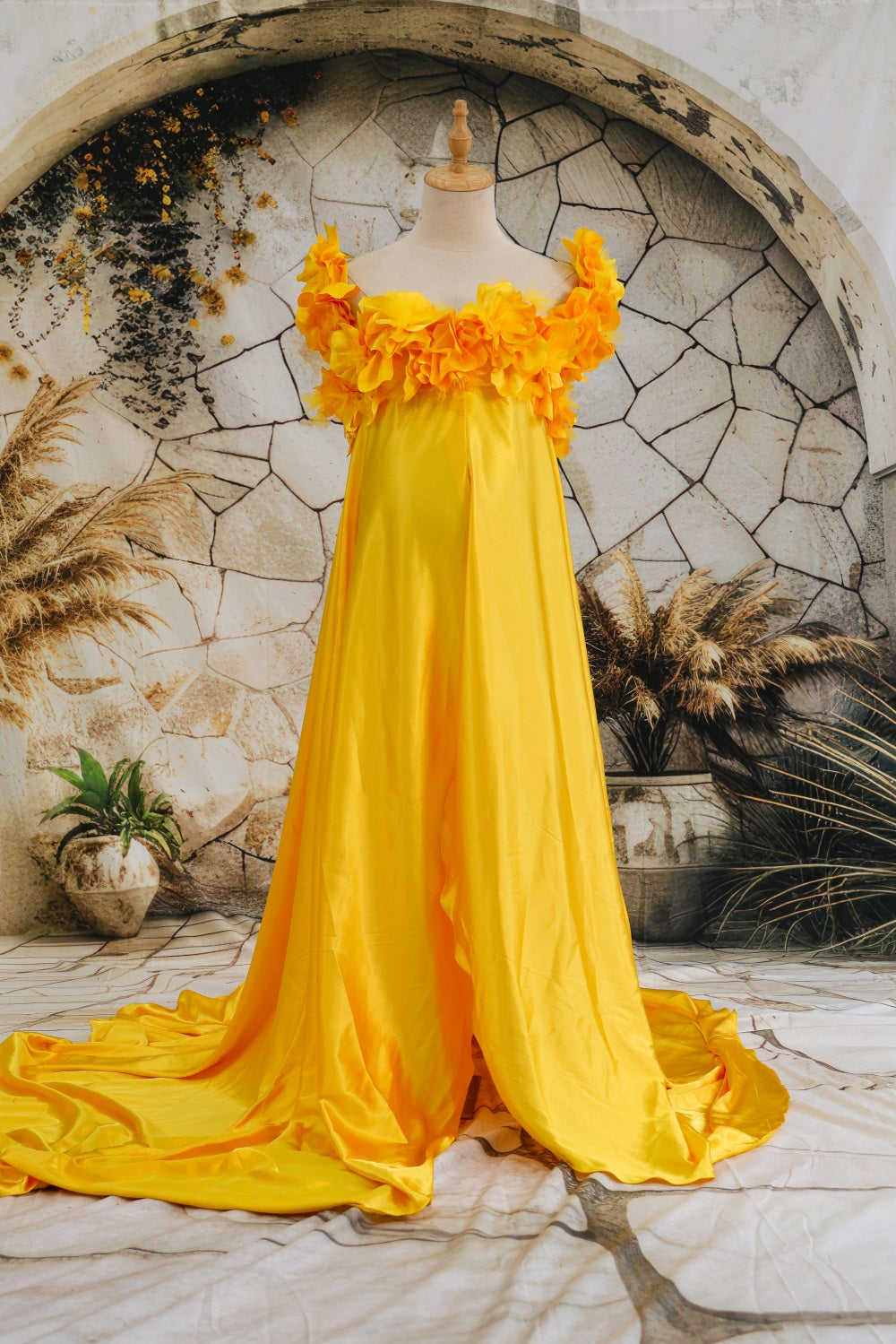 Kate Simulated Silk Strapless Trailing Custom Maternity Photoshoot Gowns