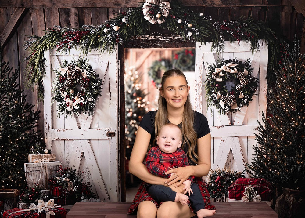Puertas de granero navideñas de pino árboles de cuadros regalos fondo rústico Designed by Emetselch