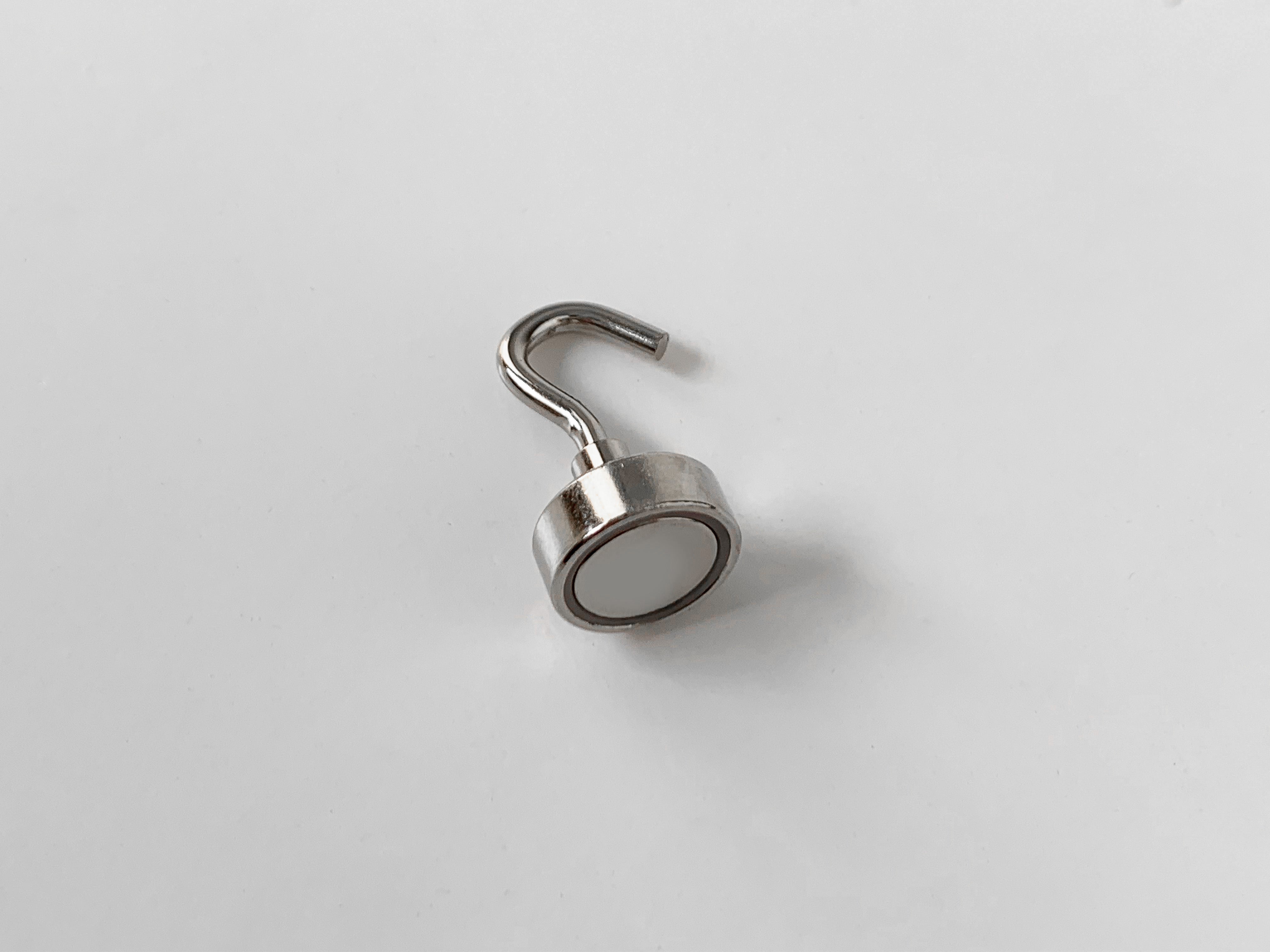 Kate Iron Magnetic Strip for Hanging Backdrop