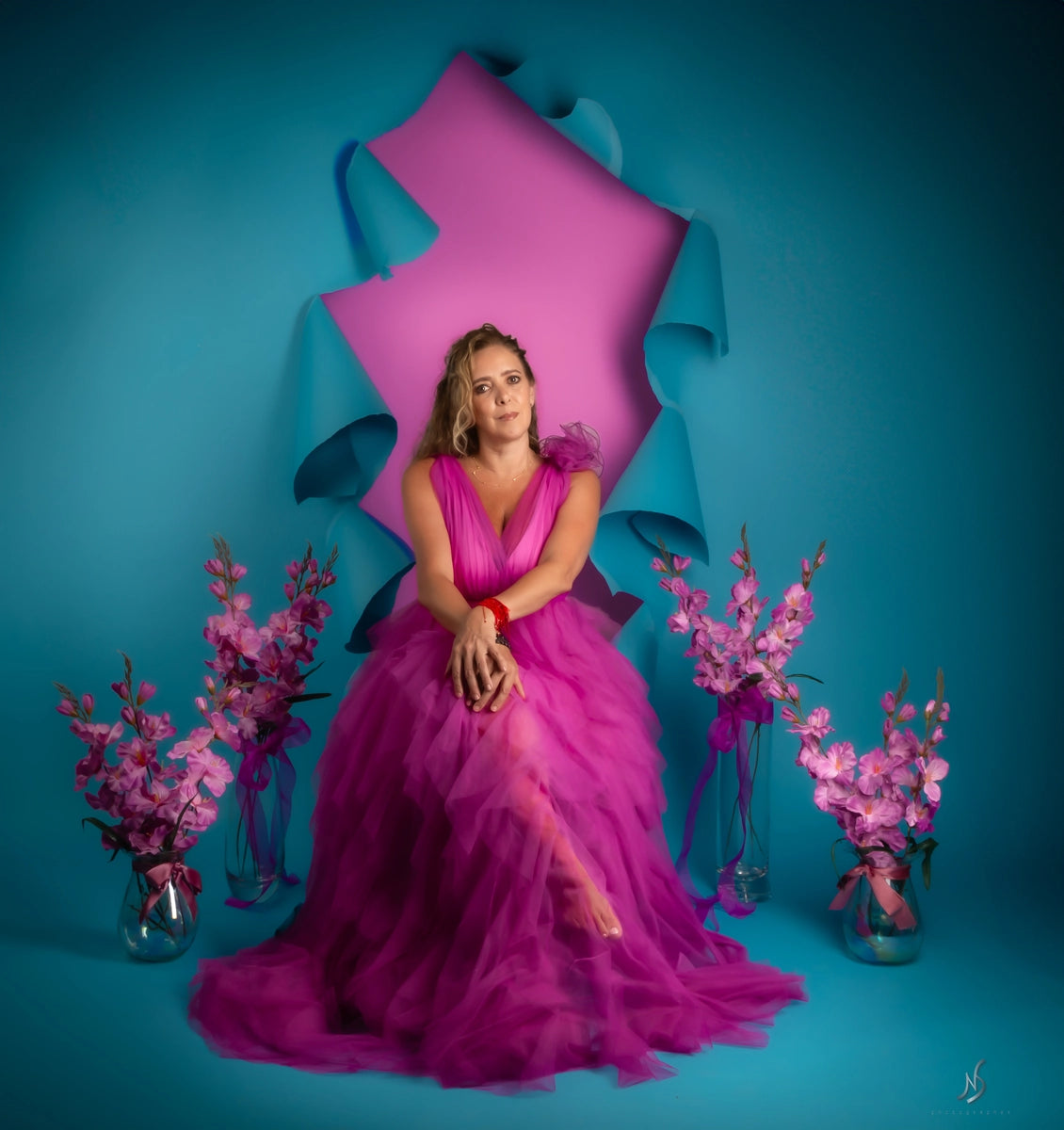 Kate Carnation Pink Seamless Paper Backdrop for Photography