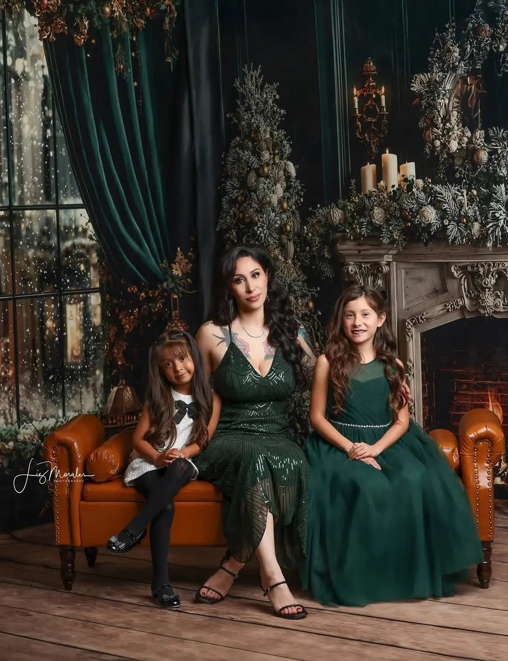 Kate Christmas Fireplace Vintage Wreath Trees Gifts Green Room Set