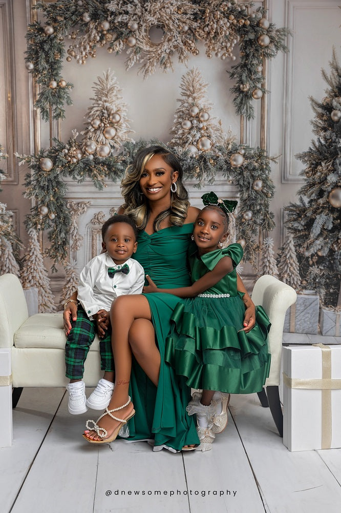 Kate Christmas White Vintage Brick Fireplace Room Set