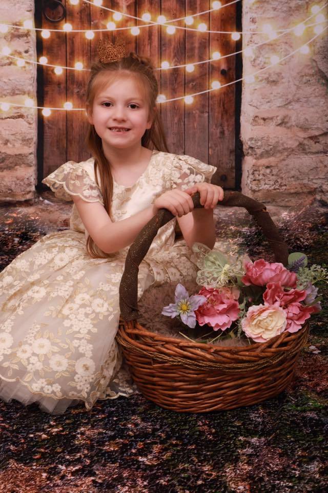 Katebackdrop£ºKate Vintage Wall and Door with Lights Children Backdrop for Children Designed by JFCC