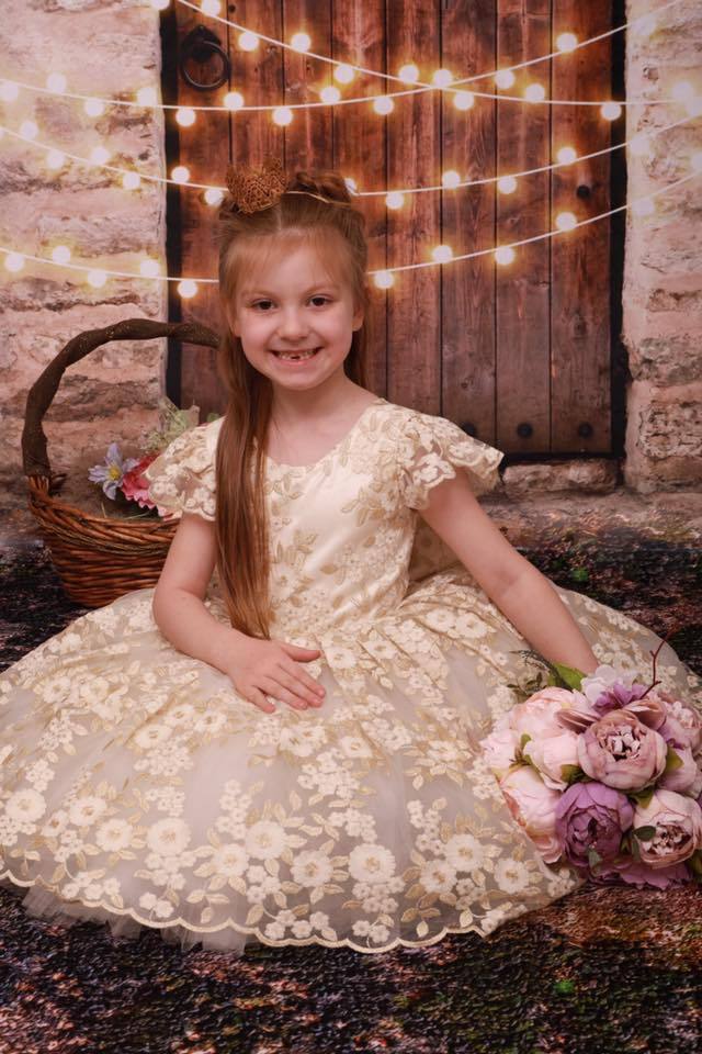 Katebackdrop£ºKate Vintage Wall and Door with Lights Children Backdrop for Children Designed by JFCC