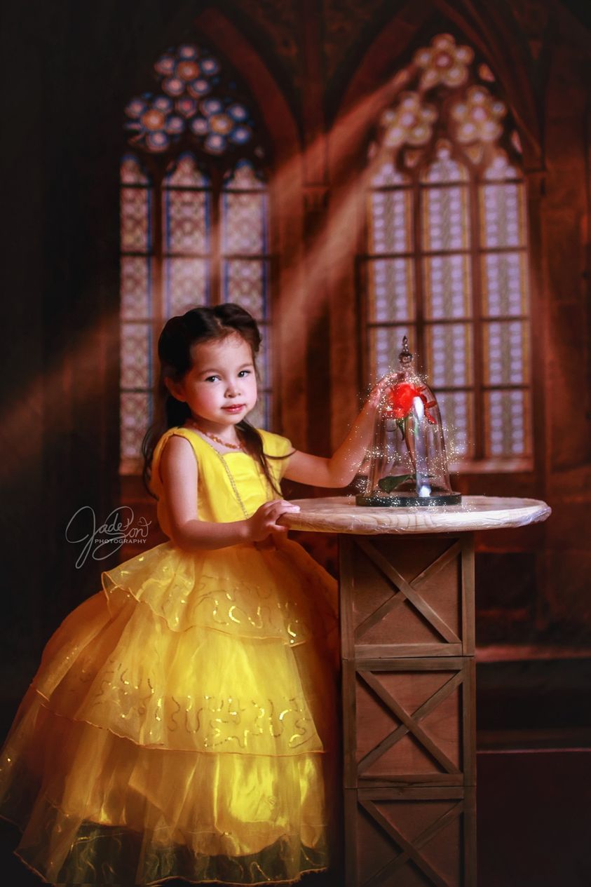 Raamachtergrond Kerk Zonlicht Gebouw Ontworpen door Chain Photography