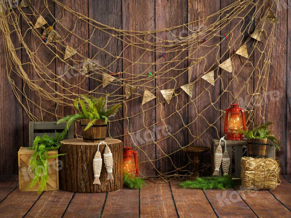 Fondo de verano con red de pesca, diseño vintage en la pared creado por Emetselch