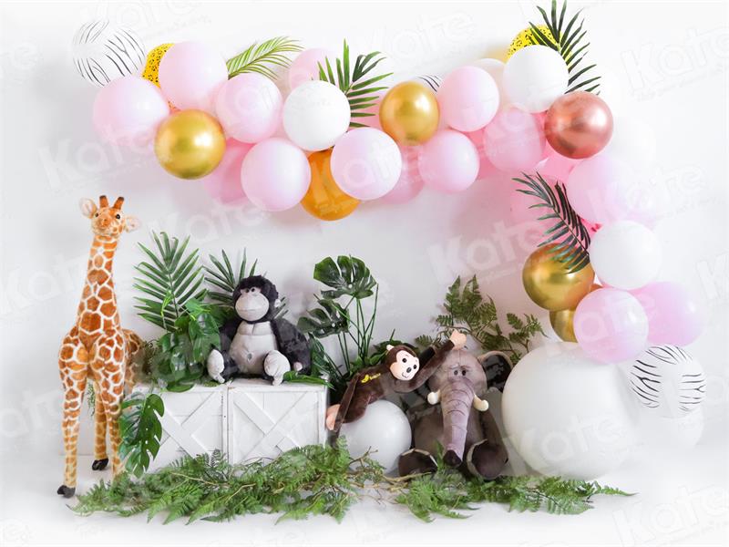 Decoración de Fondo de Cumpleaños con Globos de Animales Salvajes Diseñada por Uta Mueller Fotografía