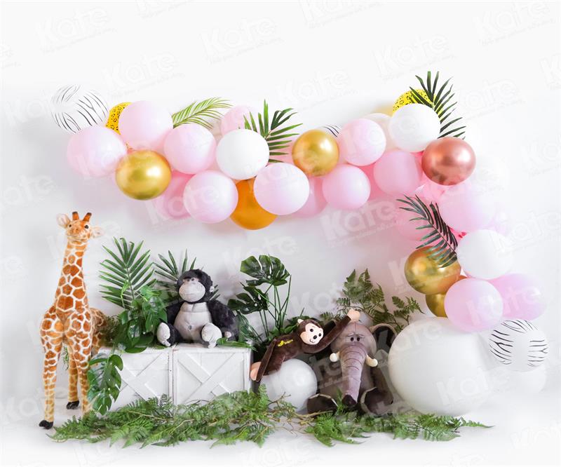 Decoración de Fondo de Cumpleaños con Globos de Animales Salvajes Diseñada por Uta Mueller Fotografía