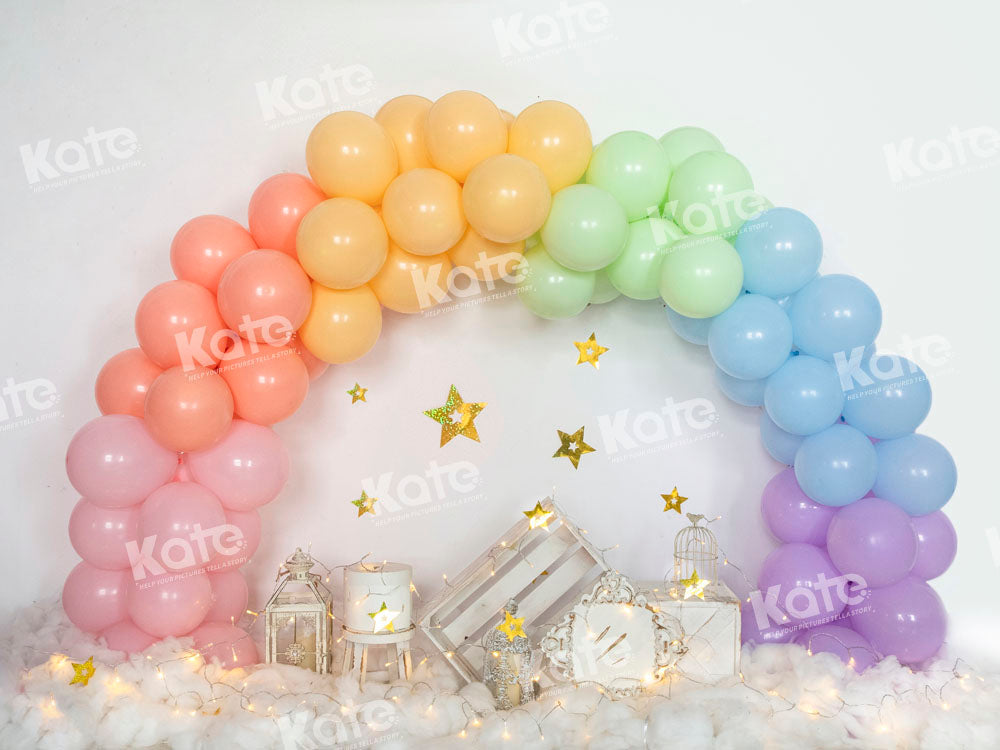 Fondo de fantasía para el pastel de aplastamiento con globos coloridos diseñado por Emetselch