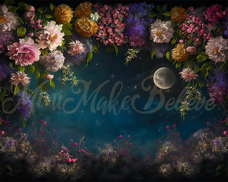 Fina arte pintada de noche lunar de interior floral con fondo al revés diseñado por Mini MakeBelieve.