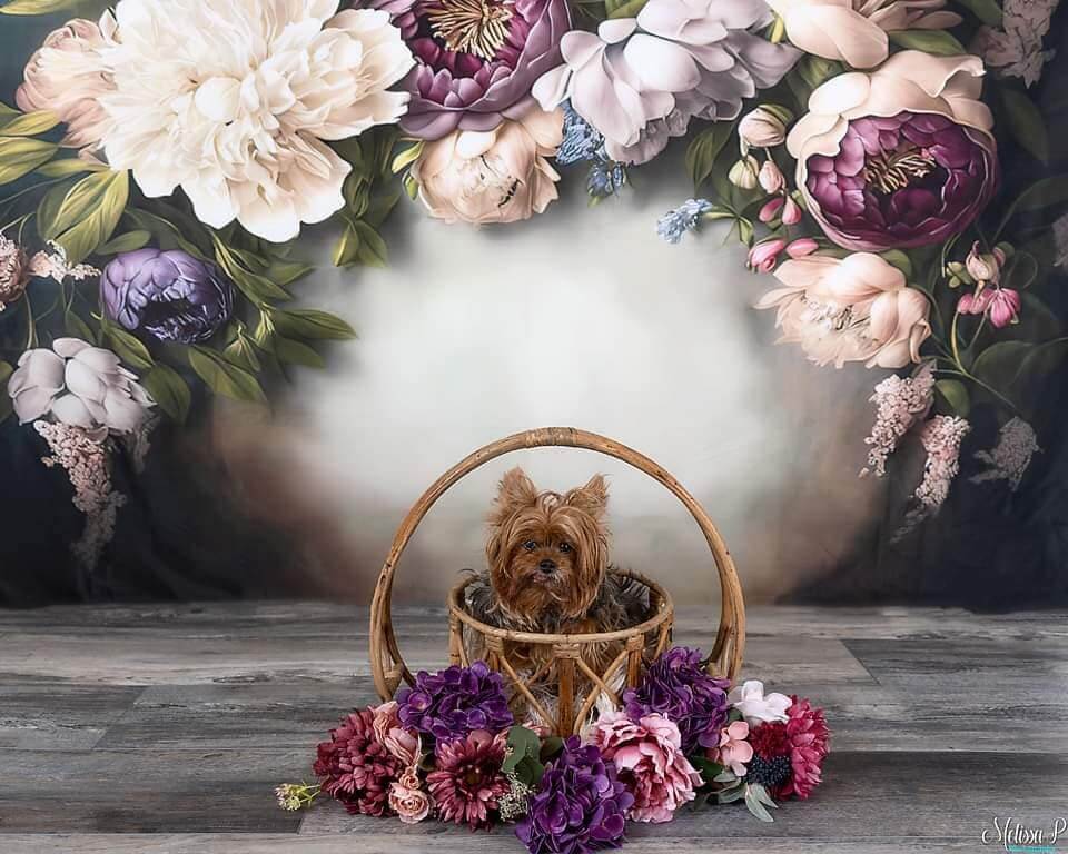 Beige Schilderachtige Bloemenachtergrond Ontworpen door Mini MakeBelieve