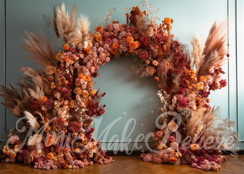 Pittore d'arte fine paesaggista bohémien di interni per celebrazione di compleanno o matrimonio con sfondo ad arco progettato da Mini MakeBelieve