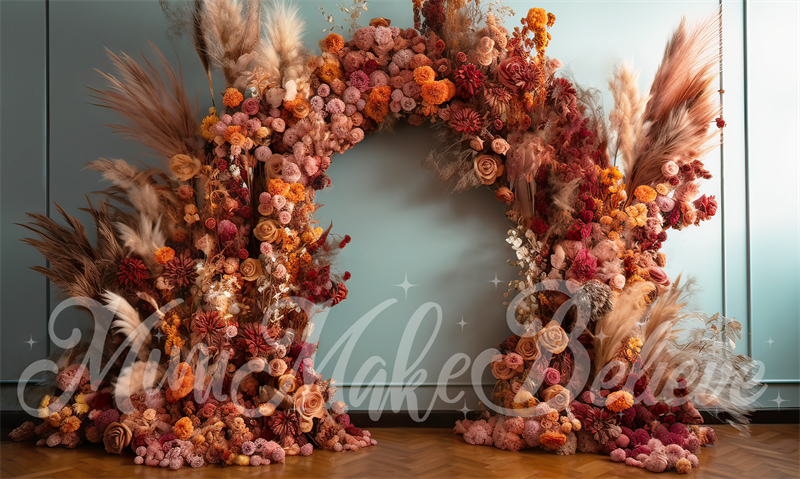 Pittore d'arte fine paesaggista bohémien di interni per celebrazione di compleanno o matrimonio con sfondo ad arco progettato da Mini MakeBelieve