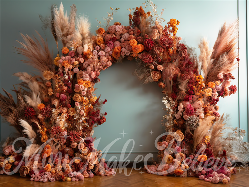 Pittore d'arte fine paesaggista bohémien di interni per celebrazione di compleanno o matrimonio con sfondo ad arco progettato da Mini MakeBelieve