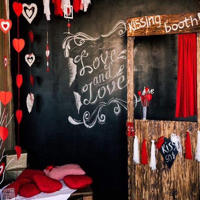 Kate Kiss Booth Valentines Backdrop for Photography - Kate Backdrop