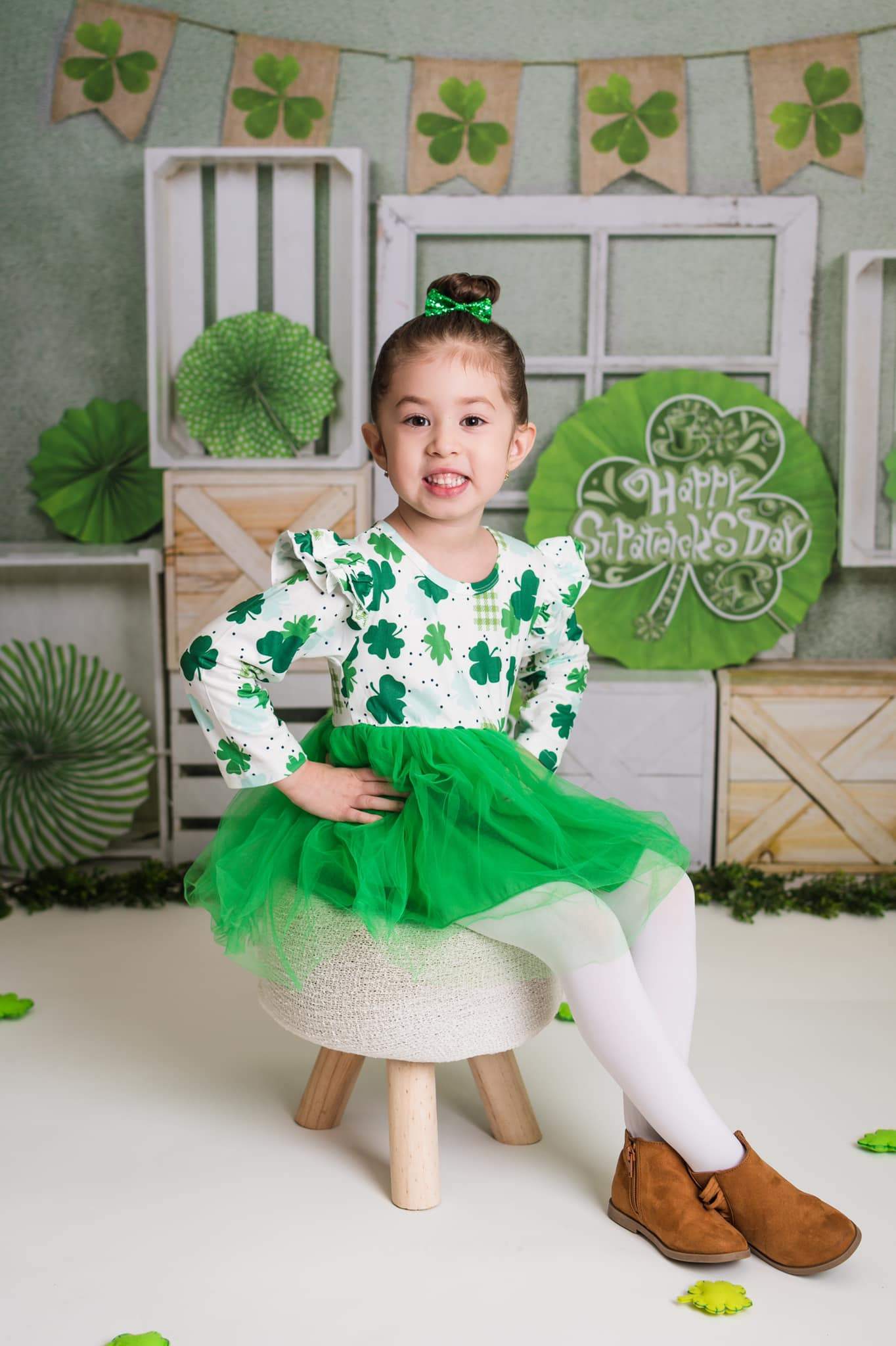 Kate St. Patrick's Day Green Shamrock Backdrop Designed by Emetselch - Kate Backdrop