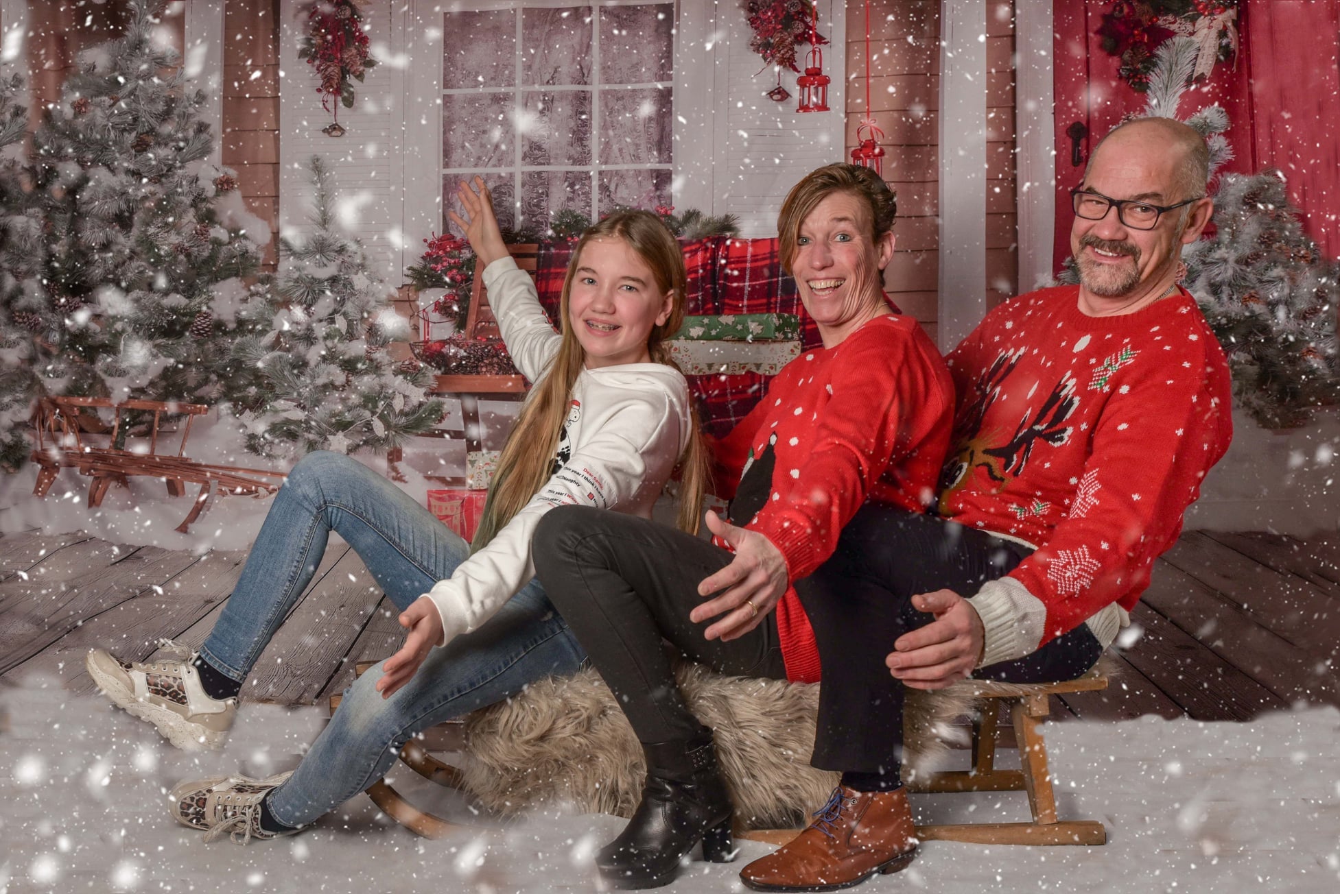 Kate Snow Outside House With Christmas Trees And Gifts for Photography - Kate Backdrop