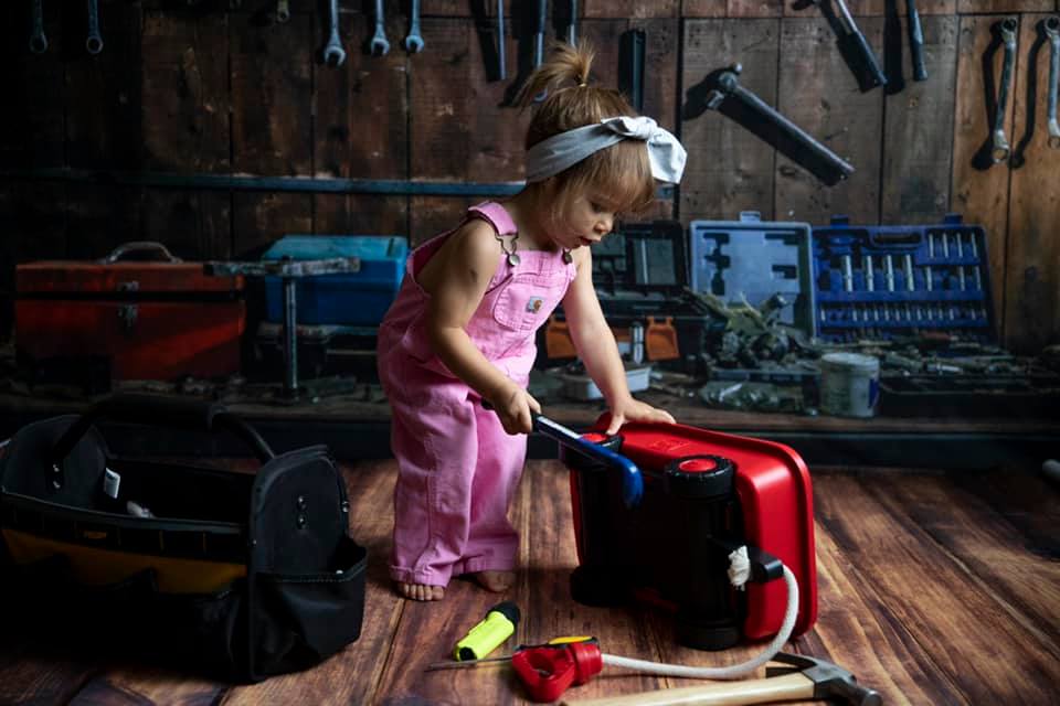 Kate Tool shelf against a table vintage garage backdrop for boy/Father's Day - Kate Backdrop