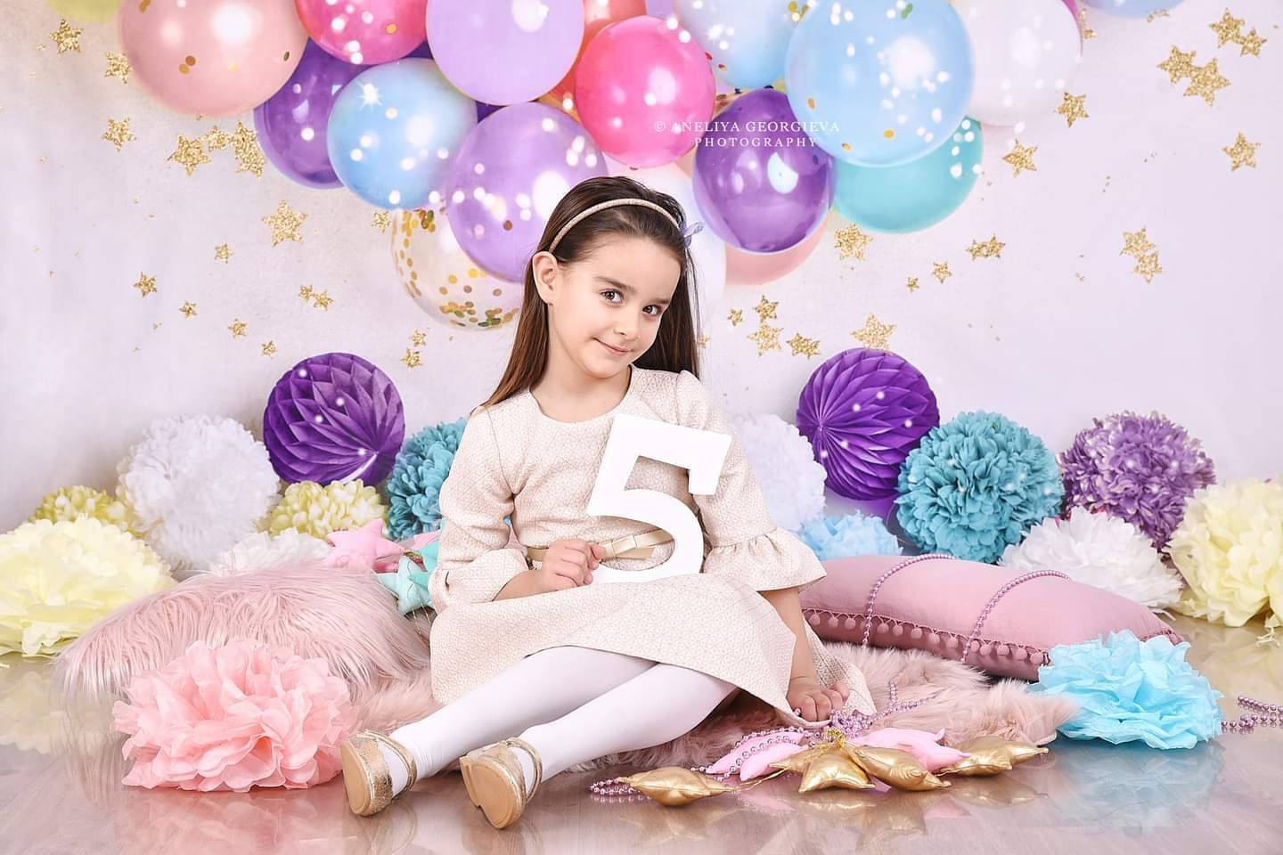 Kate Birthday Balloons and Stars Backdrop Designed By Mandy Ringe Photography - Kate Backdrop