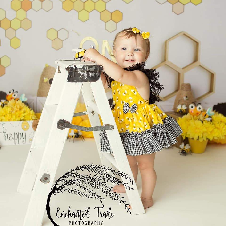 Kate Children Happy Bee Day Backdrop Designed By Mandy Ringe Photography - Kate Backdrop