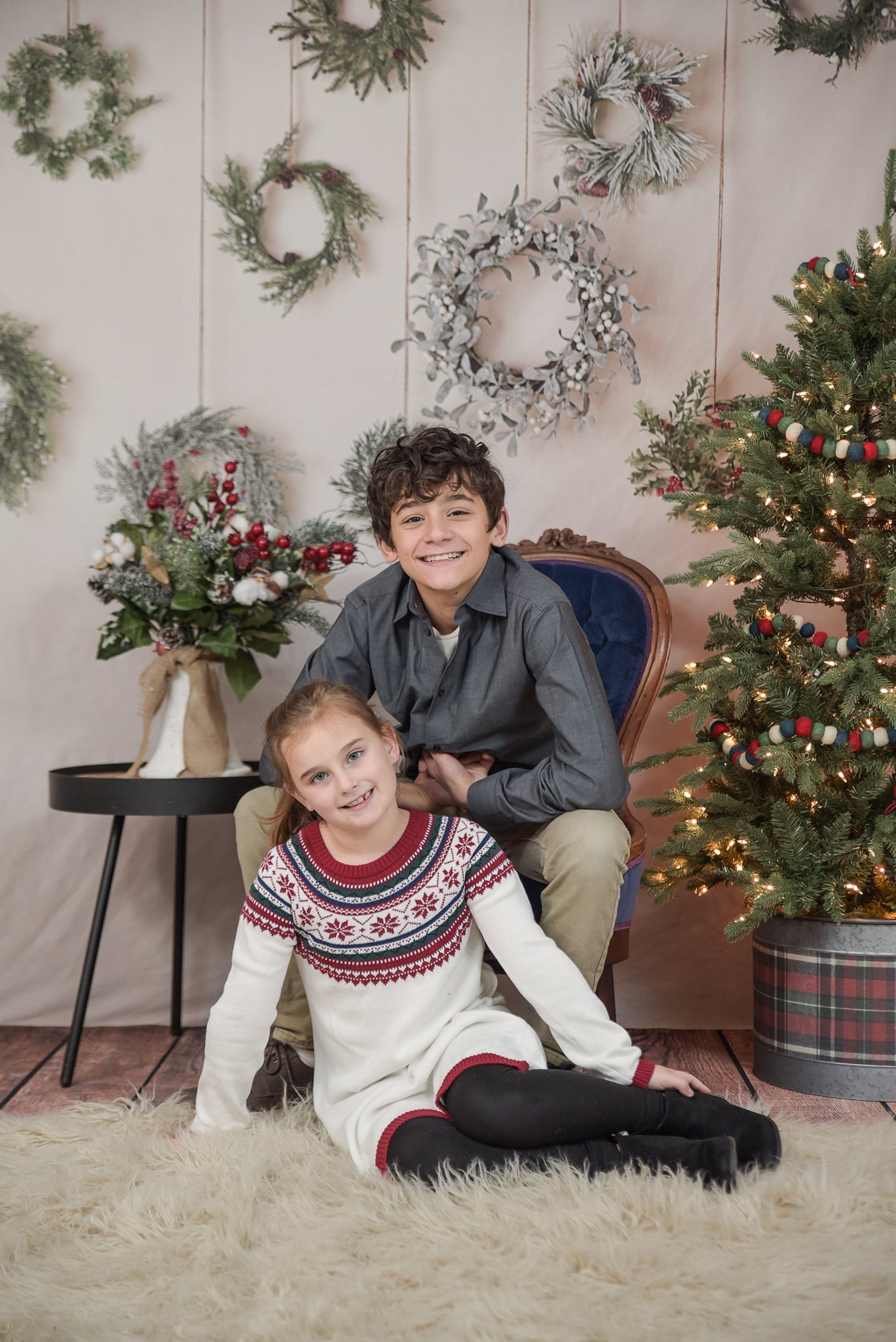 Kate Christmas Simple Wreath Backdrop Designed by Mandy Ringe Photography - Kate Backdrop