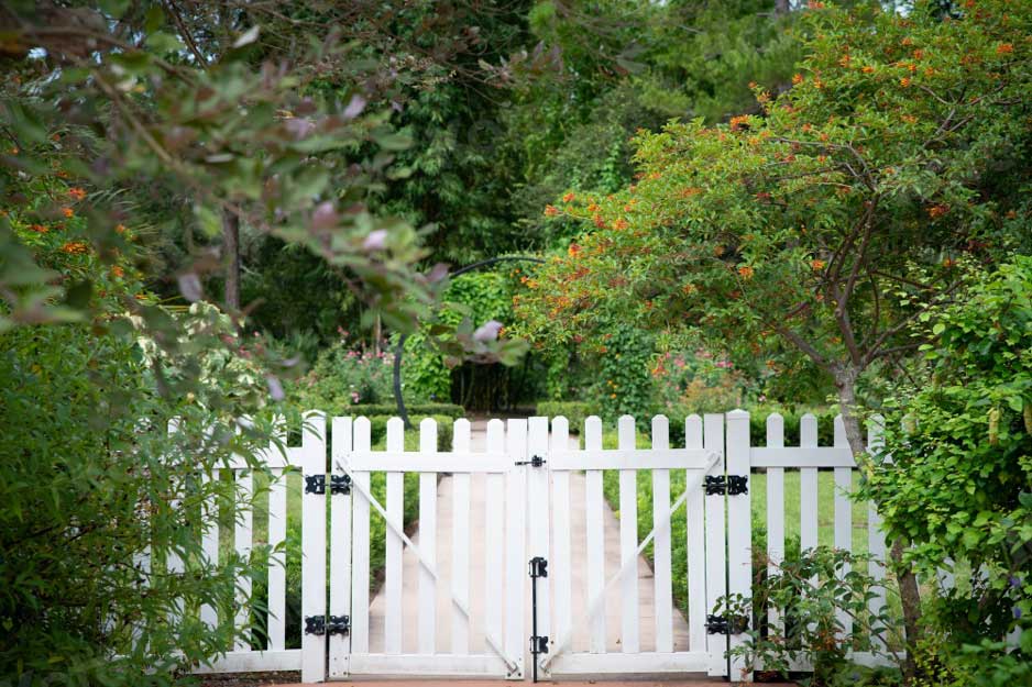 Kate Spring Garden White Fence Backdrop for Photography Designed by Tyna Renner - Kate Backdrop