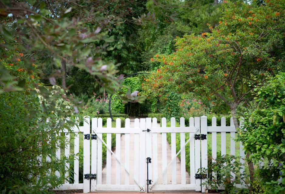 Kate Spring Garden White Fence Backdrop for Photography Designed by Tyna Renner - Kate Backdrop