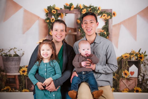 Kate Spring Sunflower Barn Door Decoration Backdrop Designed by Megan Leigh Photography - Kate Backdrop