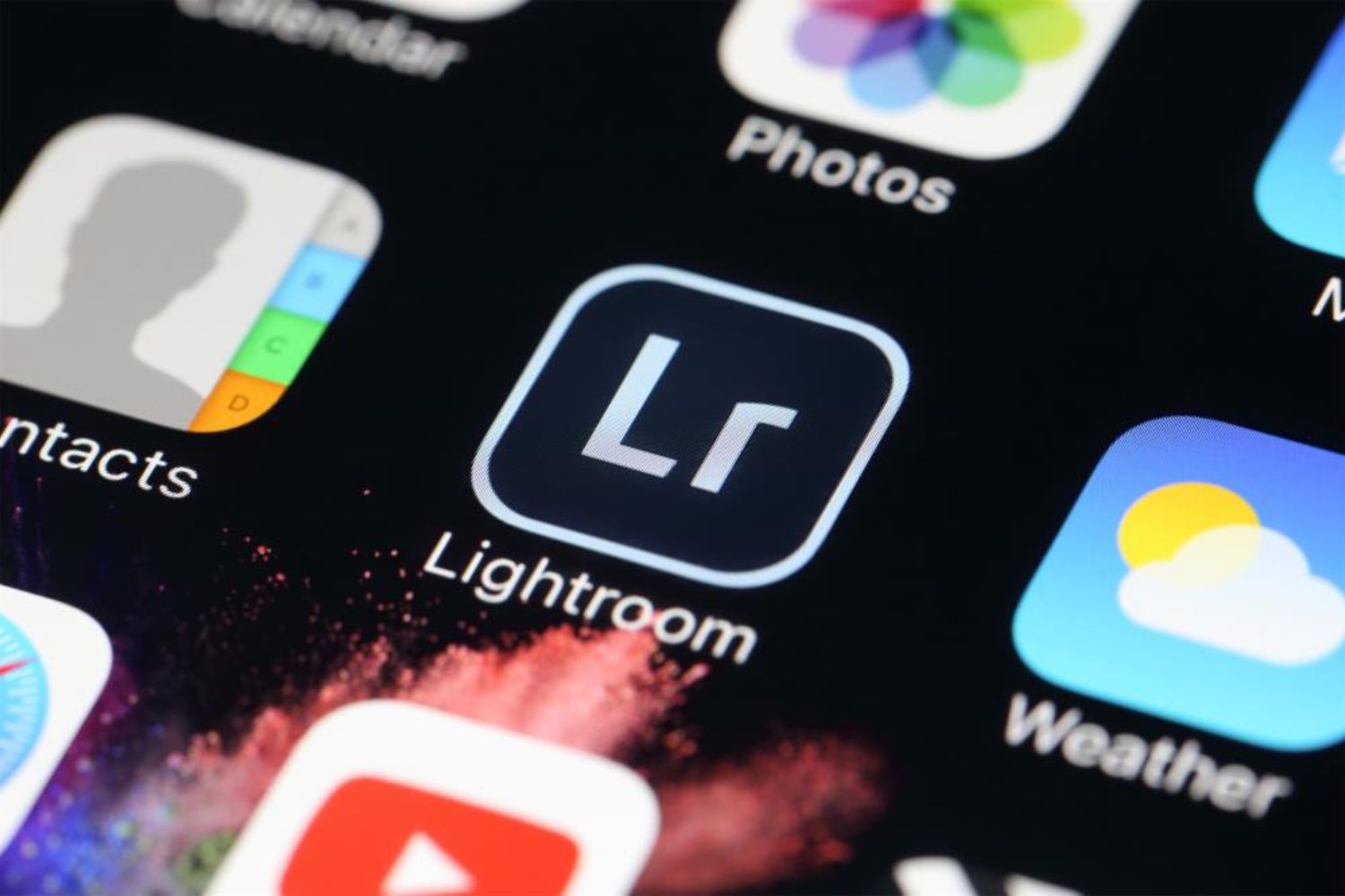 Lightroom APP icon Photo by charnsitr on shutterstock