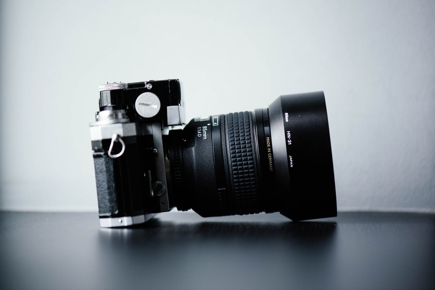 camera with macro lens Photo by CHUTTERSNAP on Unsplash