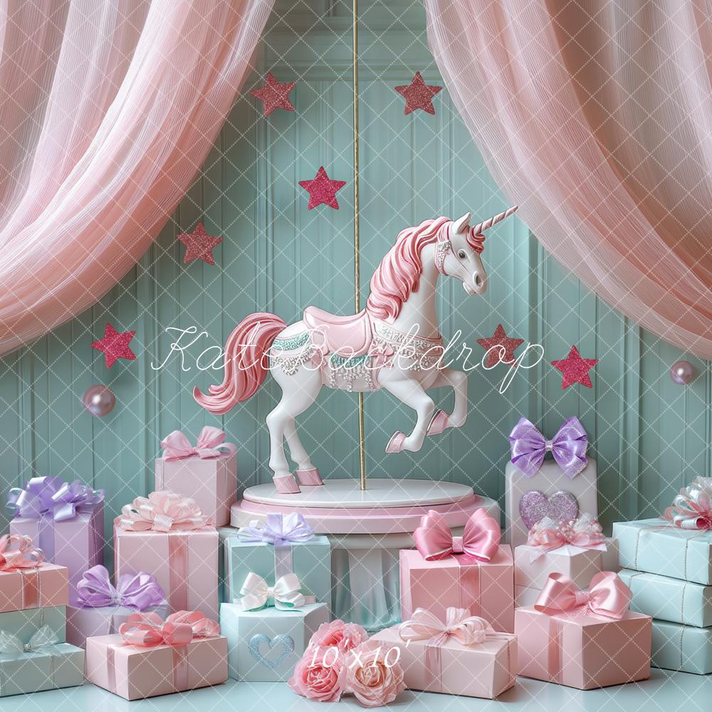 Cumpleaños Carrusel Cortinas Rosas Regalos Fondo Floral Designed by Mini MakeBelieve