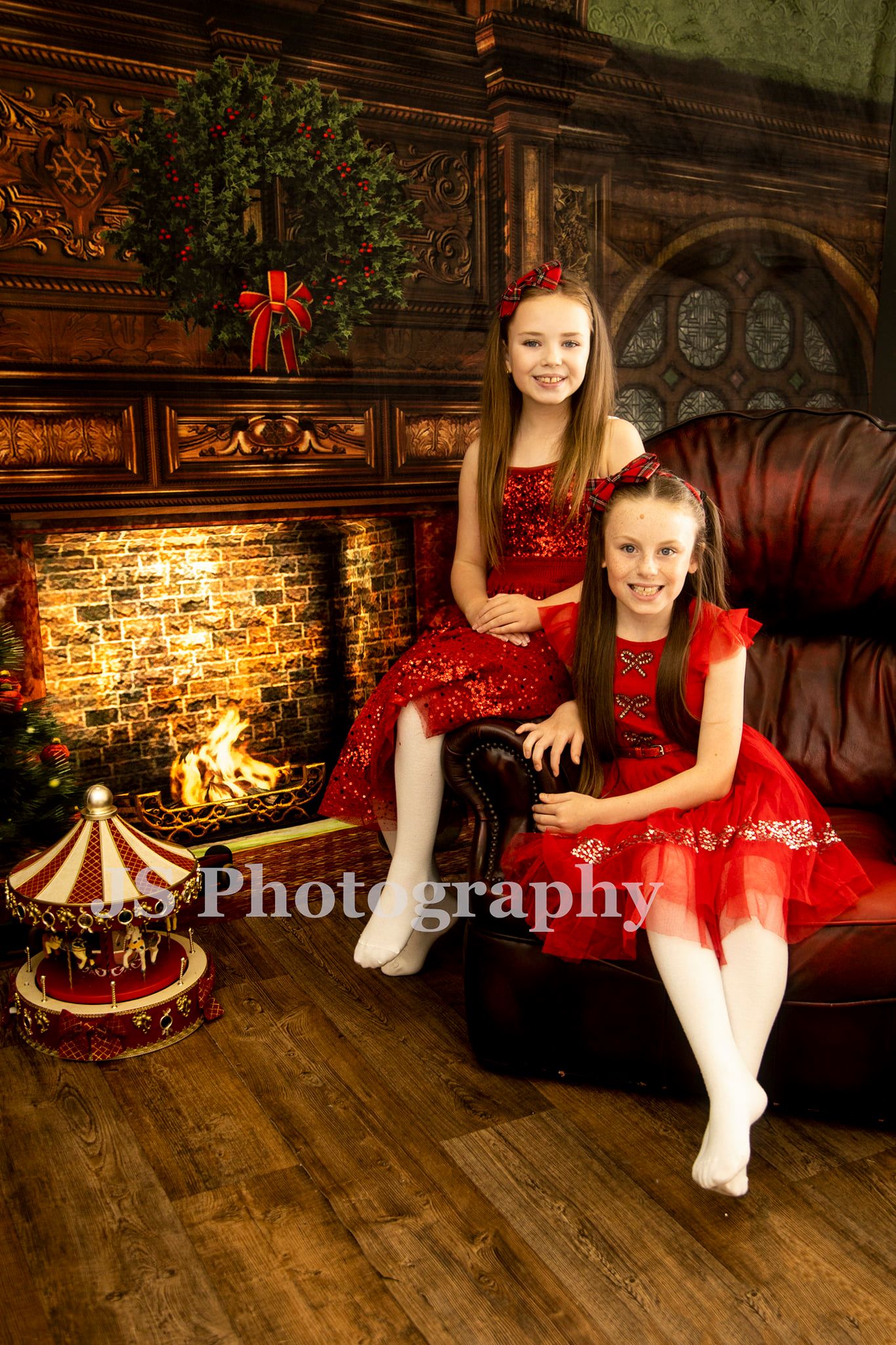 RTS Kate Christmas Tree And Fireplace Decorations for Photography