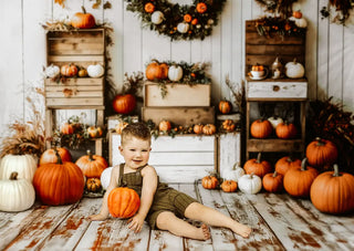 Corona de calabazas de otoño Wood Box Backdrop Designed by Emetselch