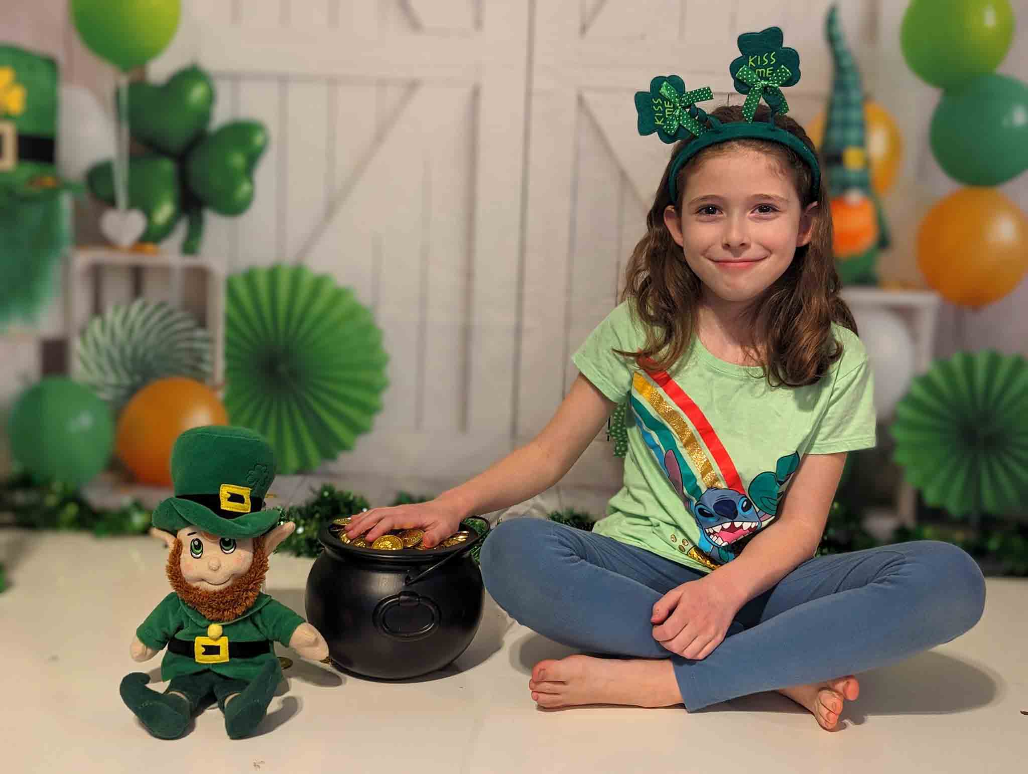 Kate St. Patrick's Day Backdrop Clover Lucky Day Green Designed by Emetselch