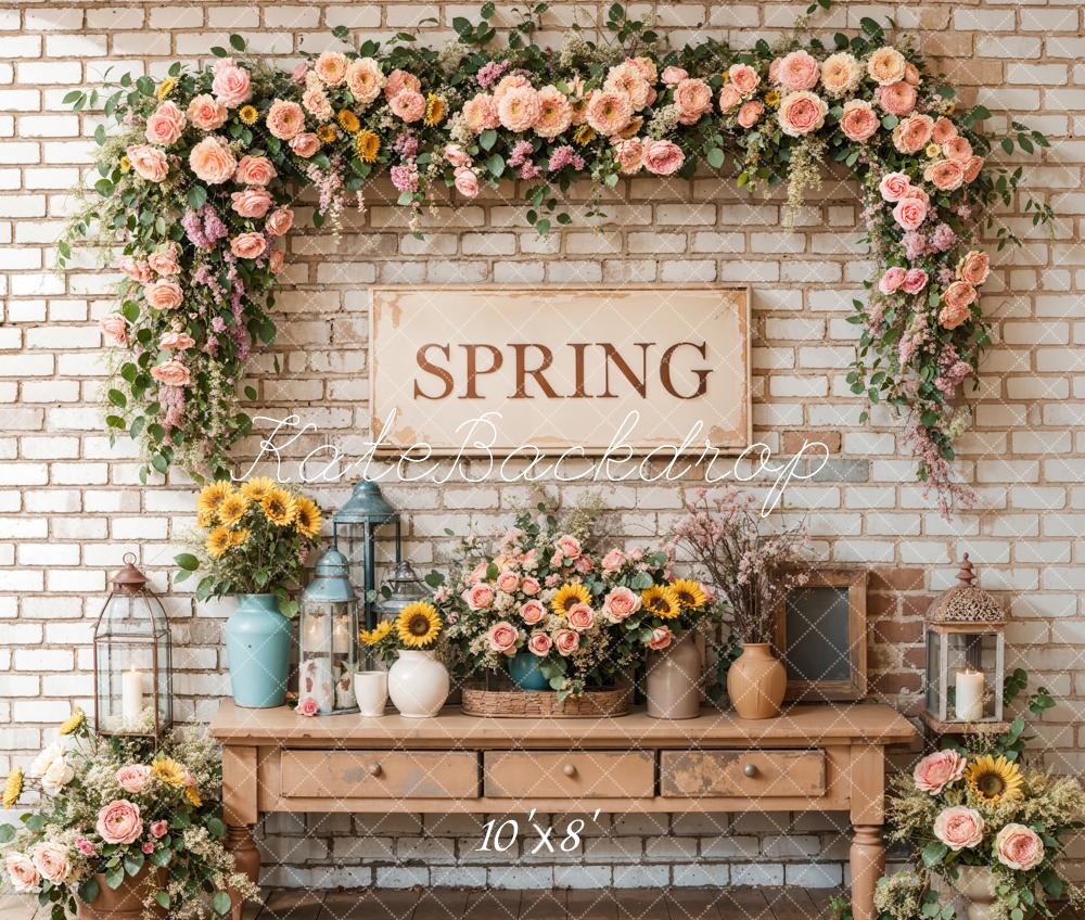 Sfondo Vintage con Muro di Mattone a Fiori Primaverili Designed by Emetselch