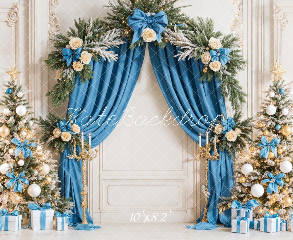 Kerstboom Blauwe Elegante Gordijnen Boog Foto Achtergrond Designed by Emetselch