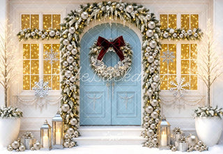 Navidad Puerta Azul Cristales Adorno Arco Corona Nieve Fondo Diseñado por Mini MakeBelieve