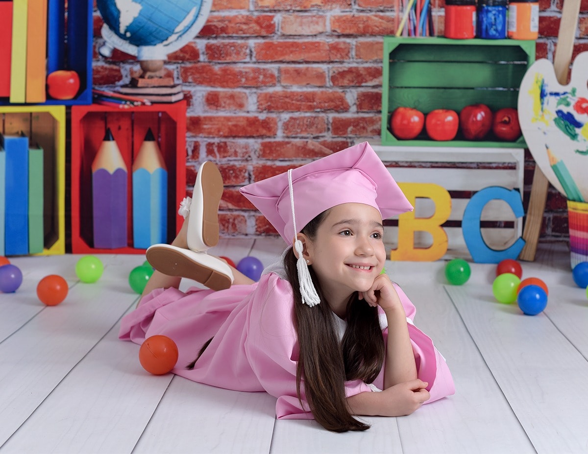 Terug naar School Foto Achtergrond Retro Rode Bakstenen Muur Ontworpen door Emetselch