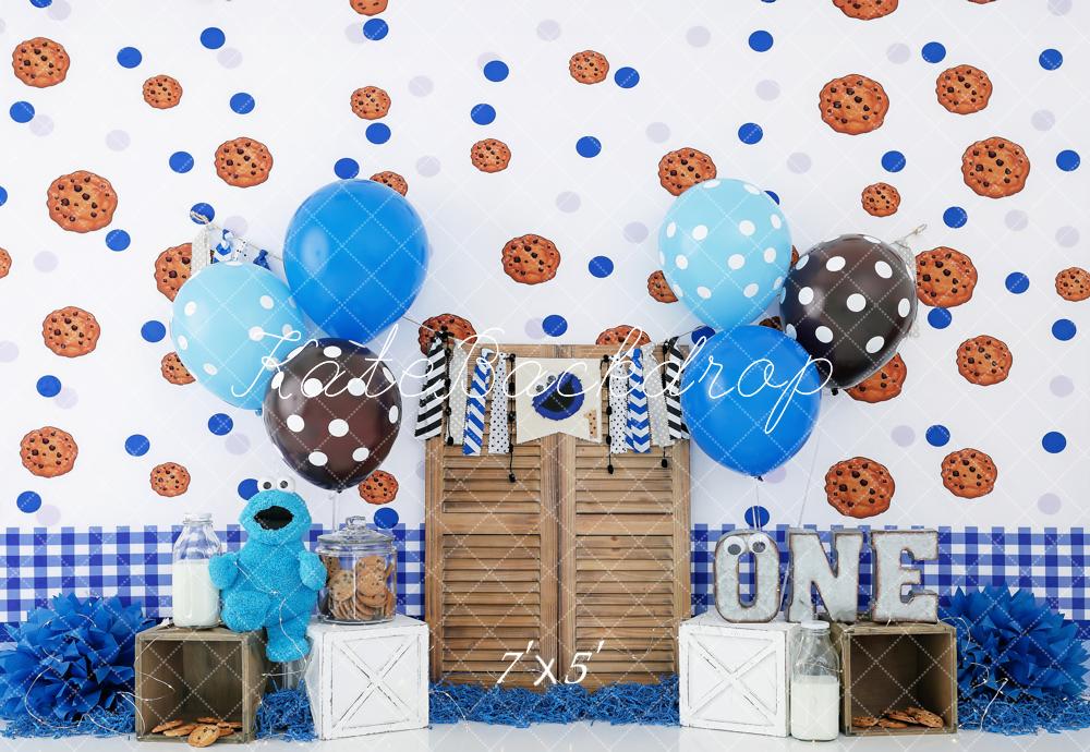Kate Birthday Cake Smash Blue Black Point Balloon Cookie Monster Brown Barn Door Backdrop for Photography