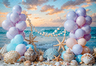 Summerseestrandkleurrijkeballonmeermin-achtergrond ontworpen door Chain Photography
