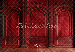 Sfondo da muro retro in rosso scuro ad arco progettato da Chain Photography