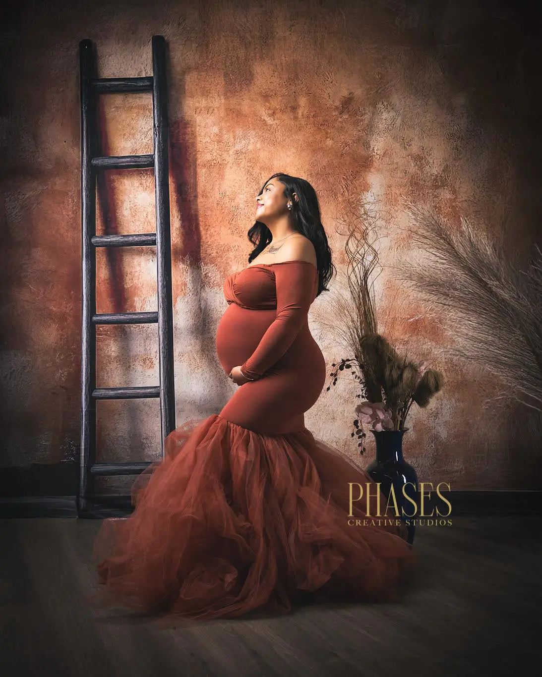 Luz de fondo de escalera rústica bohemia simple diseñada por Mini MakeBelieve