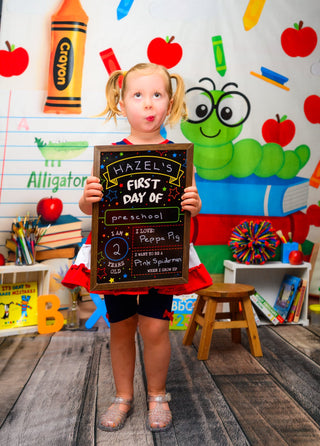 Back to School Boekenworm Krijt Foto Achtergrond Designed by Patty Roberts