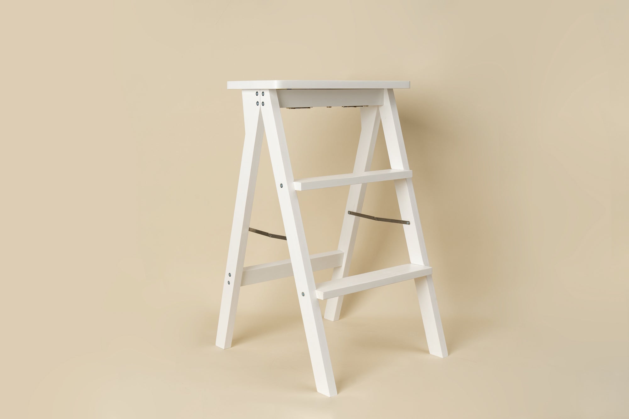 Kate White Wooden Ladder Photography Props