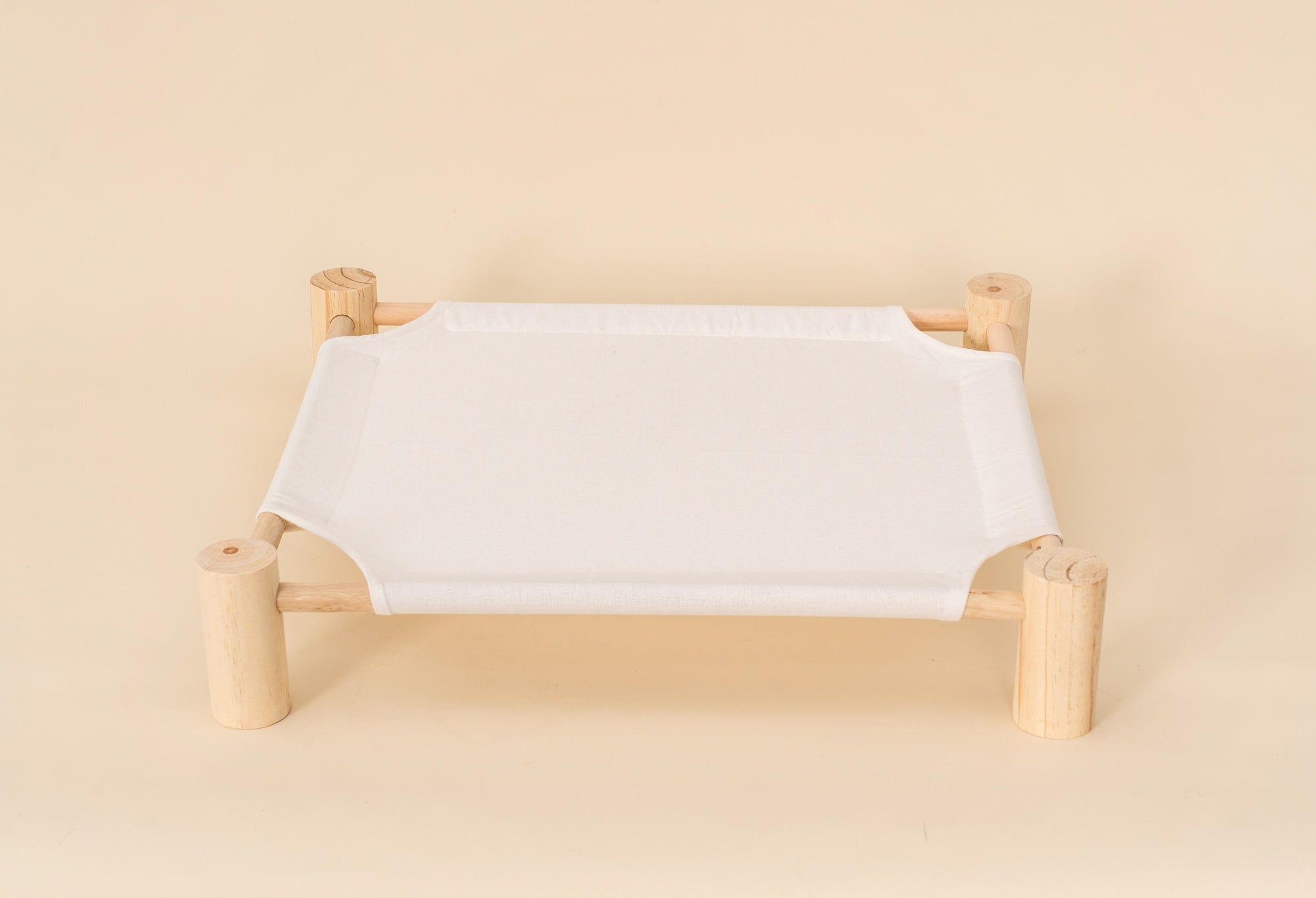 Kate White Wooden Bed Photography Props for Pet