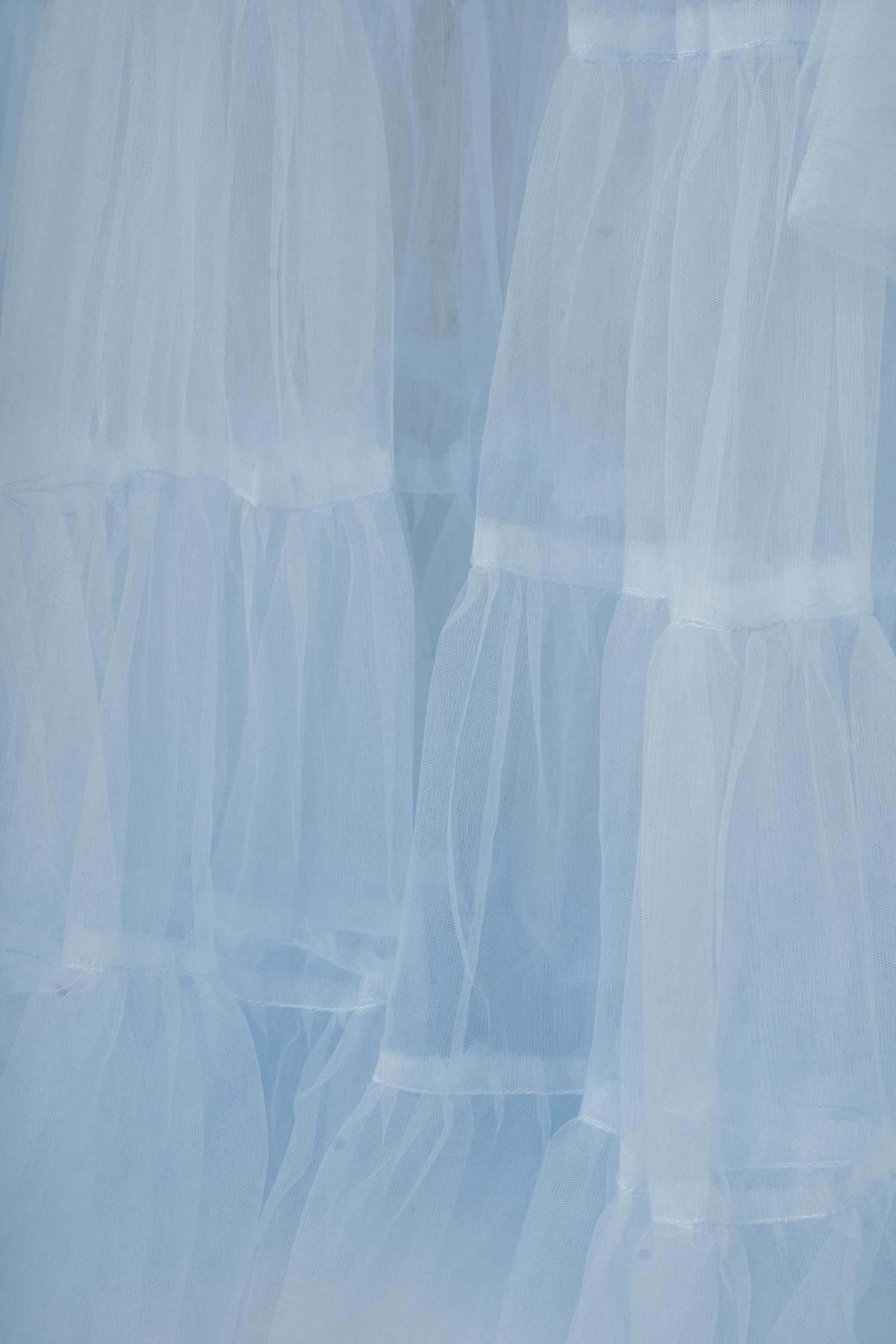 Sexy blue tulle maternity dress detail