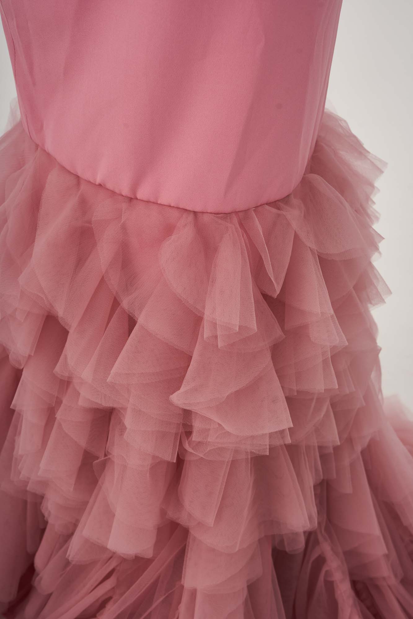 Detailed photos of pink cake maternity skirt