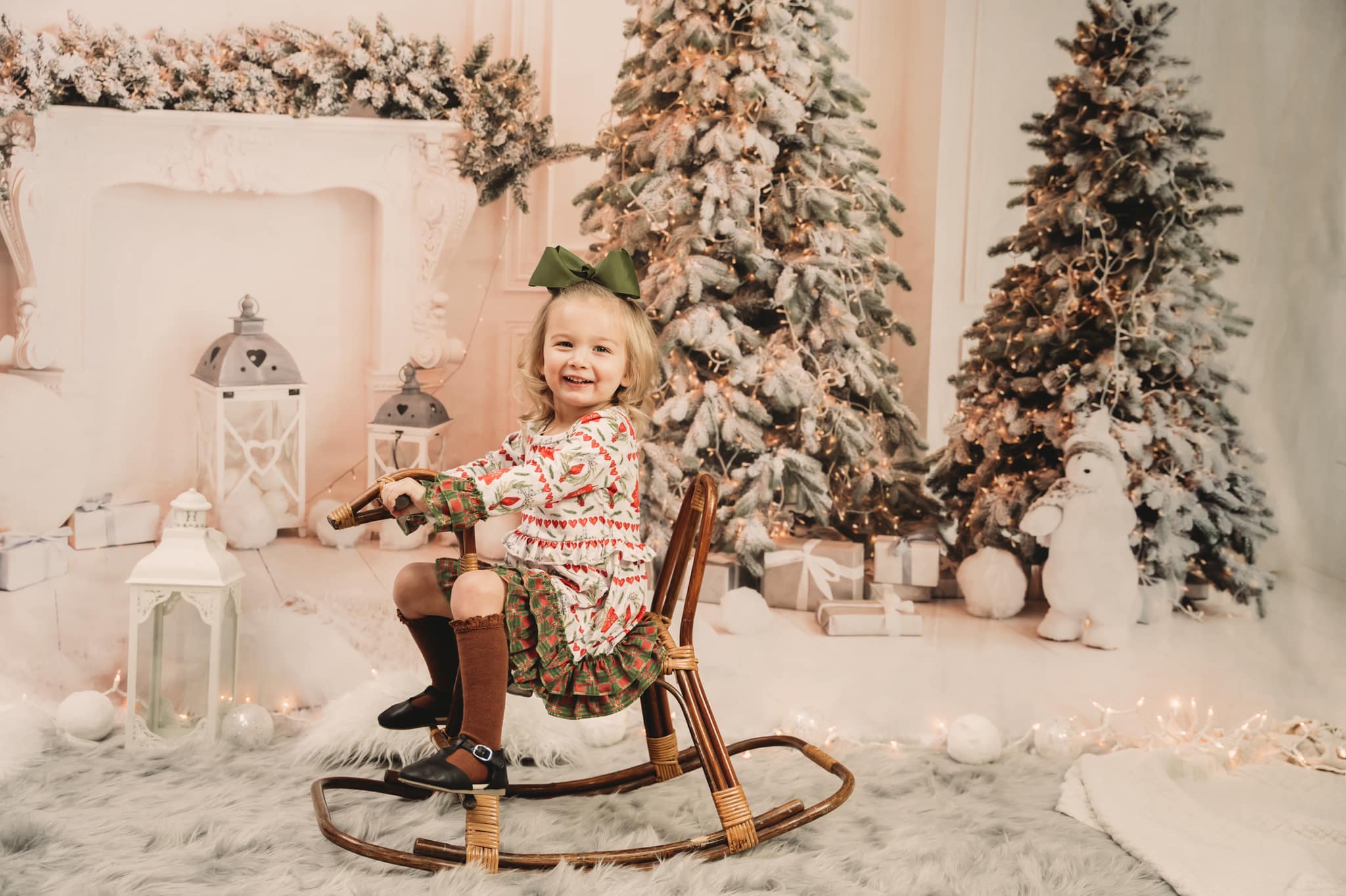 RTS Kate Christmas Bear White Backdrop for Photography