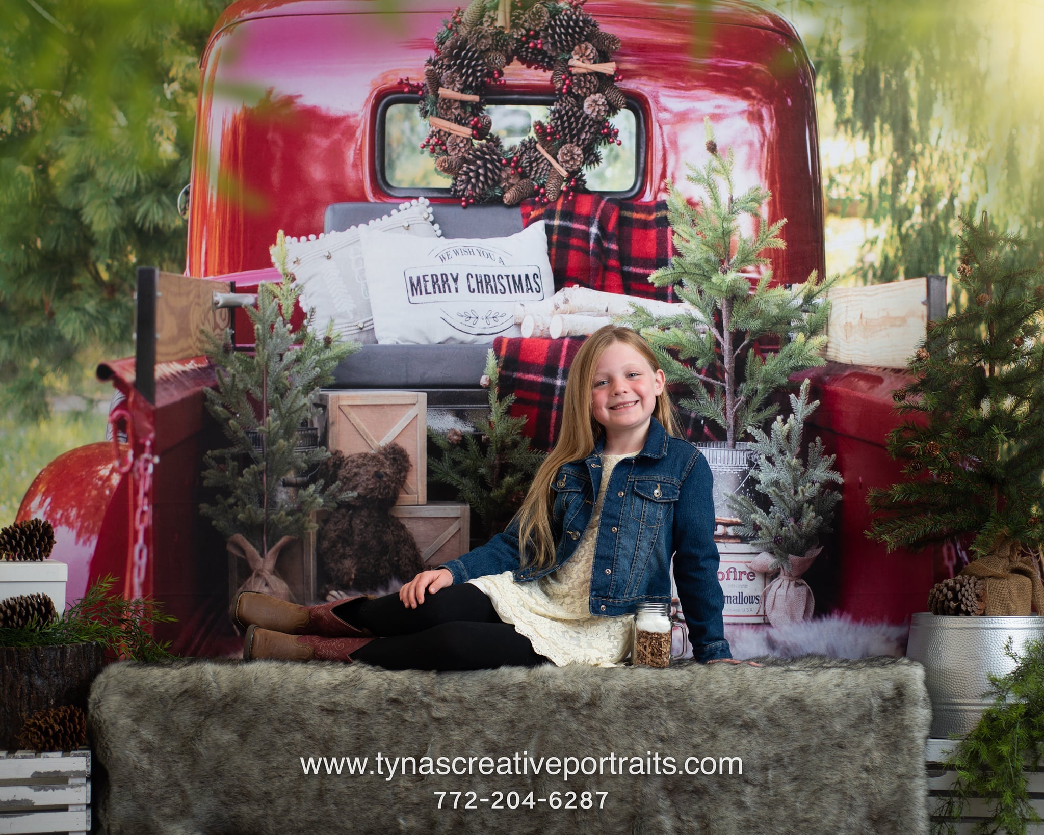 Kate Red Christmas Truck Backdrop Designed by Mandy Ringe Photography (Clearance US only)